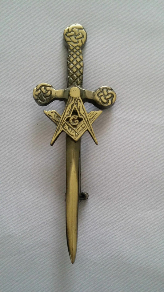 Scottish Kilt Pin Antique Finish Highland Celtic Pins & Brooches Various Design