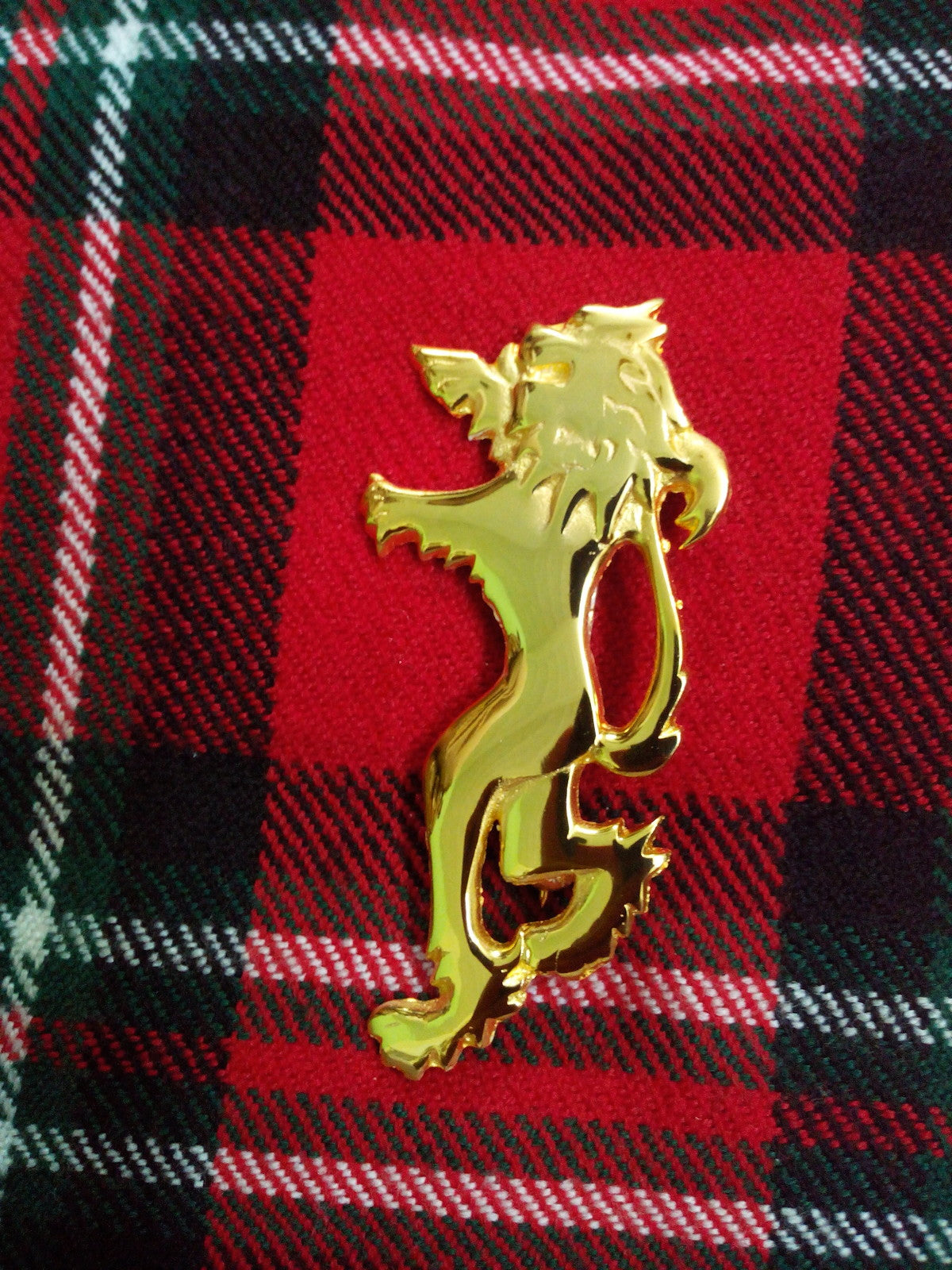 Men’s Scottish Lion Rampant Gold Kilt Pin 4"/Highland lion Rampant Kilt pin 4"