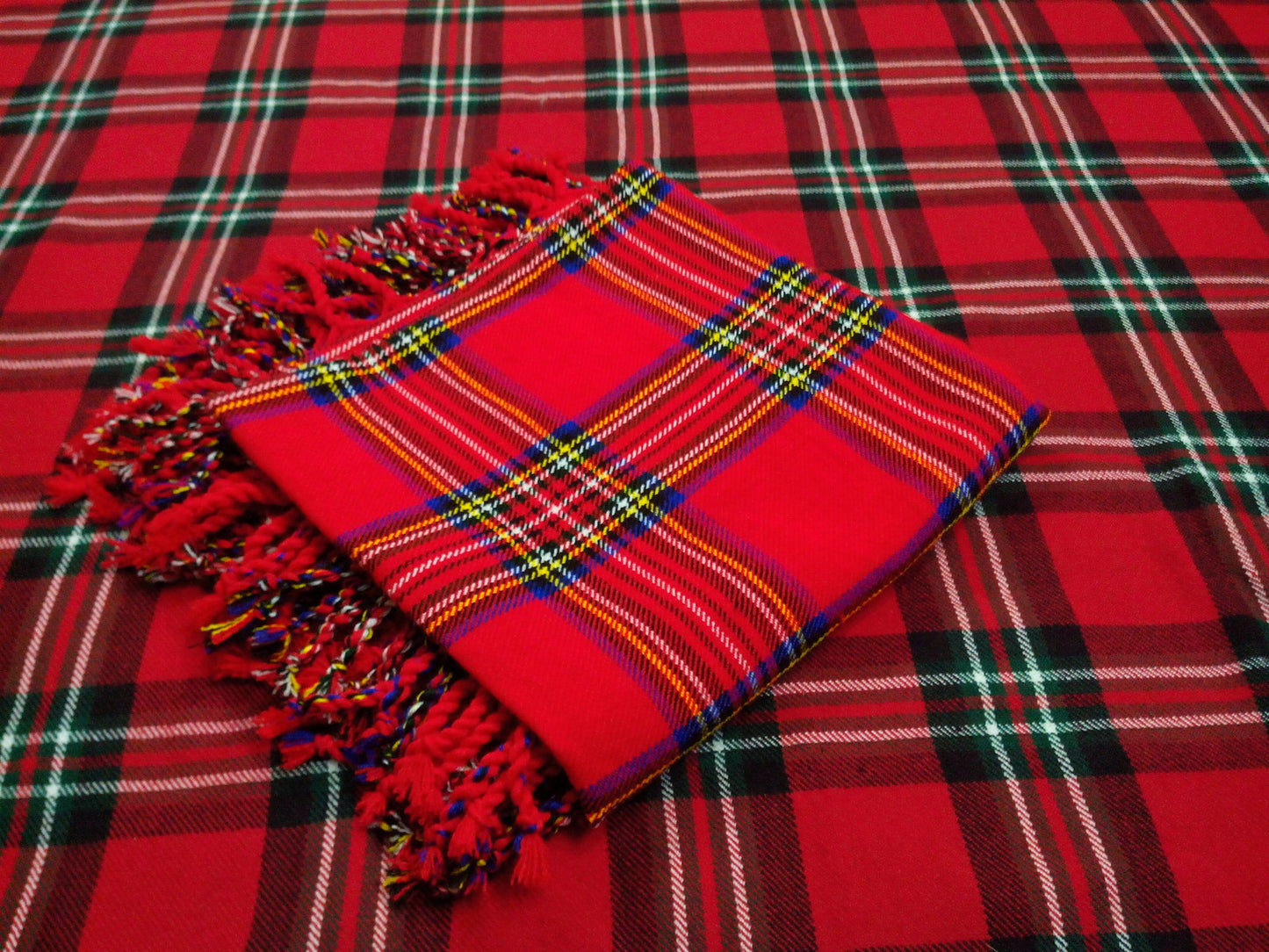 Men’s Kilt Fly Plaid Royal Stewart Tartan/royal stewart Kilt Fly Plaids 48"X 48"