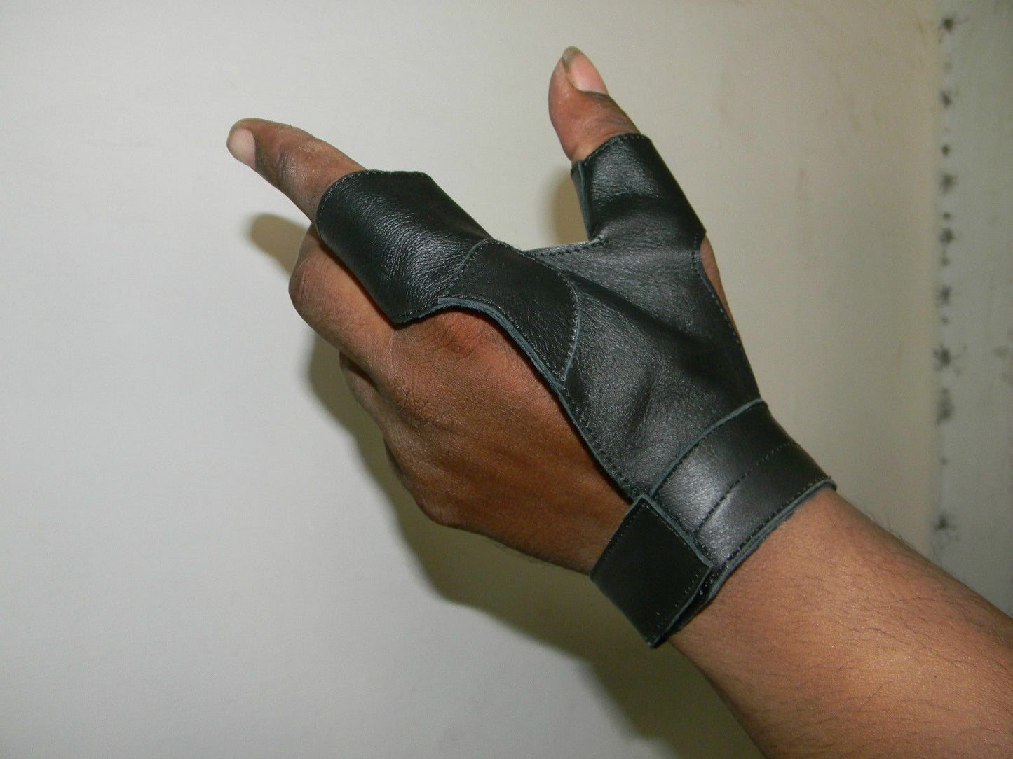 Longbow bow-hand New/ Hunting Gloves 2 Finger glove, Archery bow hunting gloves