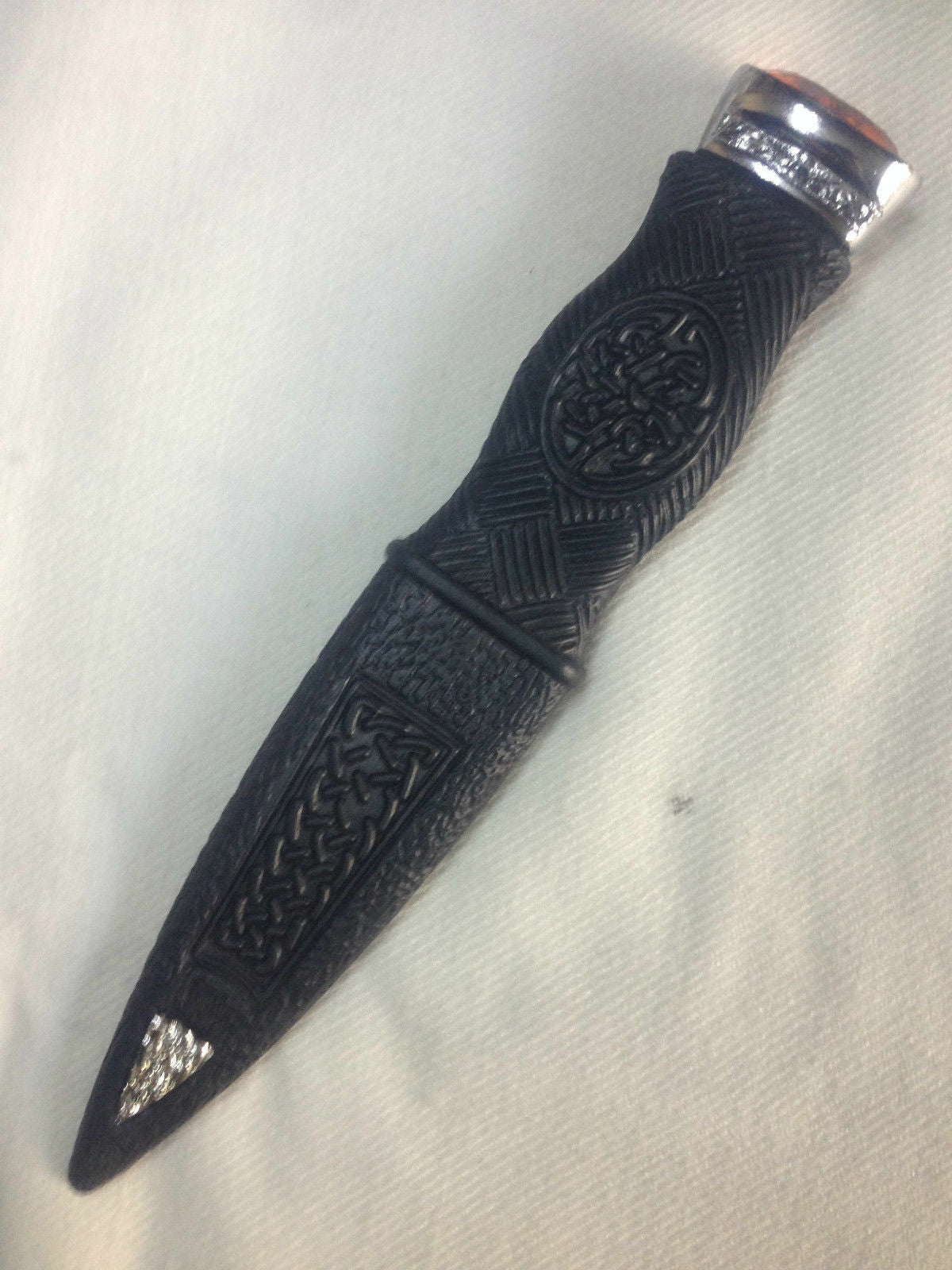 KILT SAFETY SGIAN DUBH DUMMY PEWTER MOUNT WITH DIFFERENT STONES