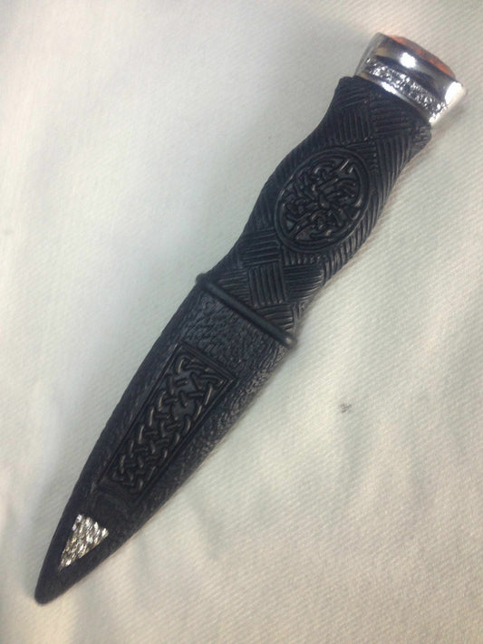 KILT SAFETY SGIAN DUBH DUMMY PEWTER MOUNT WITH DIFFERENT STONES