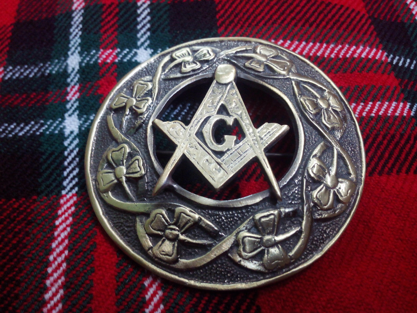 TC Men’s Kilt Fly Plaid Brooches Masonic Antique Finish/plaid brooches masonic