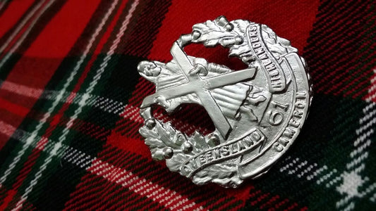 TC New Queensland Cameron 61th Highlanders/British Army Cap Badge Cameron Chrome