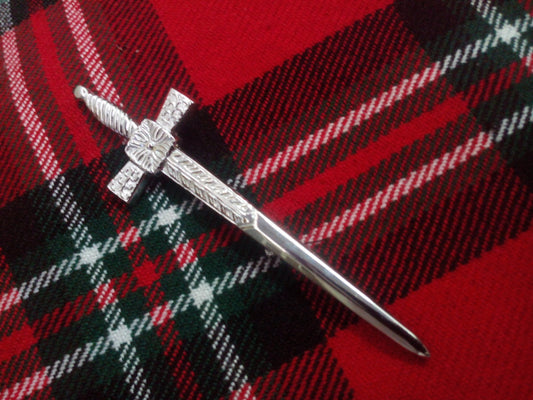 NEW SCOTTISH CELTIC BROADS WORD KILT PIN/SCOTTISH HIGHLAND CELTIC SWORD KILT PIN