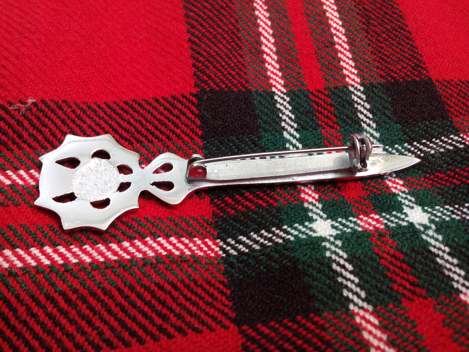 Scottish Celtic Sword Kilt Pin Thistle Hilt/Irish thistle Head kilt pin Chrome