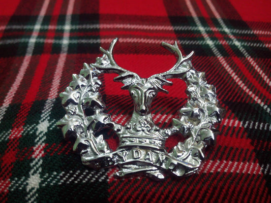 TC NEW GORDON HIGHLANDERS CAP BADGE CHROME FINISH/GORDON HIGHLANDERS REGIMENT
