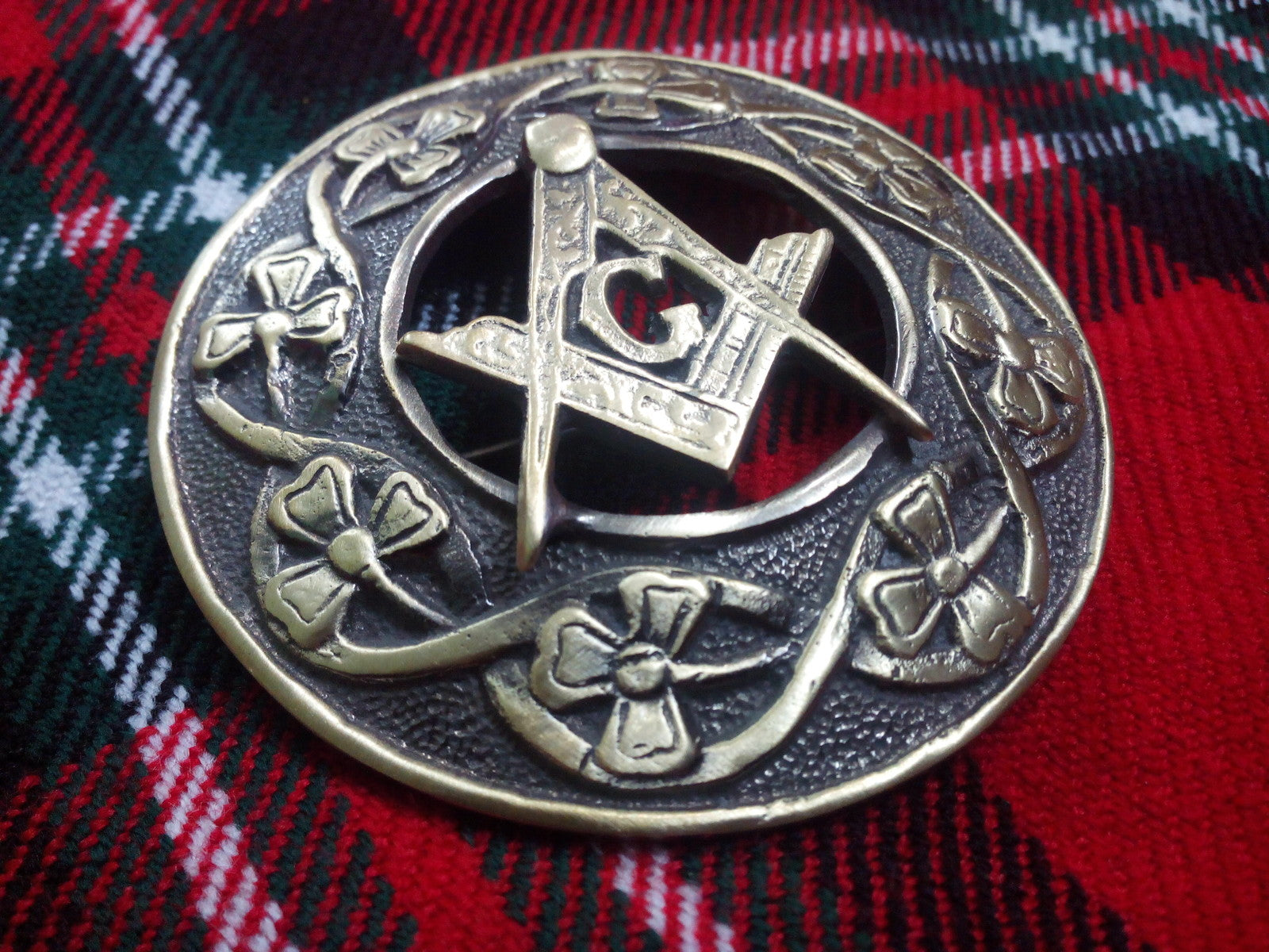 TC Men’s Kilt Fly Plaid Brooches Masonic Antique Finish/plaid brooches masonic