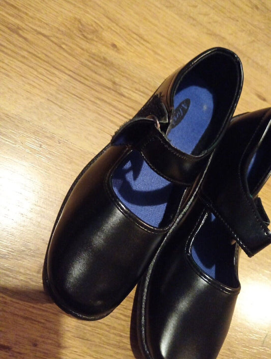 TC GIRLS BLACK SCHOOL SHOES - STRAP FORMAL PUMPS KIDS COMFORTABLE EASY FASTEN