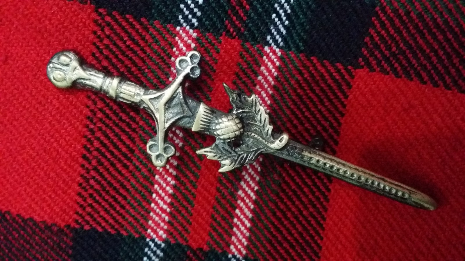 TC Celtic Kilt Pin Thistle Antique Finish 4"/Thistle Kilt Pins antique finish