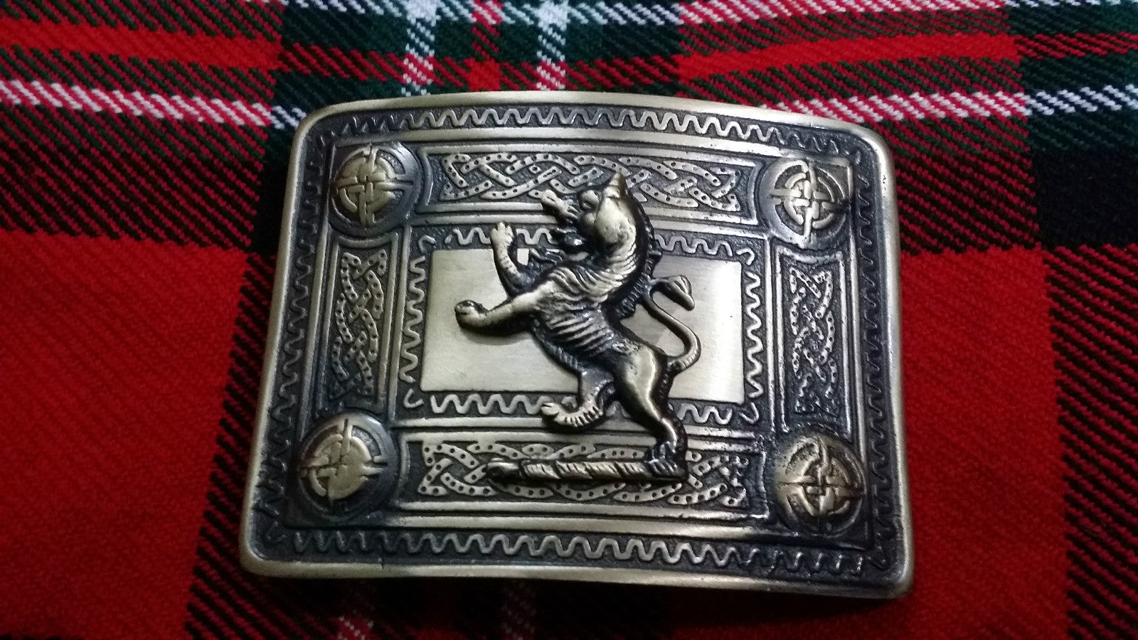 TC Men’s Kilt Belt Buckle Lion Rampant Antique/kilt belt Buckle Celtic Knot Work