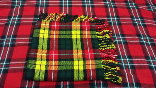 TC Mens Scottish Fly Plaid Buchanan Tartan 48"x48"/Buchanan tartan Kilt Plaid