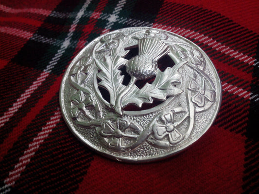TC Men’s Scottish Kilt Fly Plaid Brooch Thistle Silver Plated/Fly Plaid Brooches