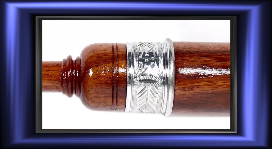 SCOTTISH BAGPIPE PRACTICE CHANTER Natural Rosewood NEW Engraved Mount & Sole