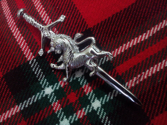 NEW SCOTTISH LION RAMPANT MOUNT KILT PIN/HIGHLAND SWORD LION KILT PIN/KILT PIN