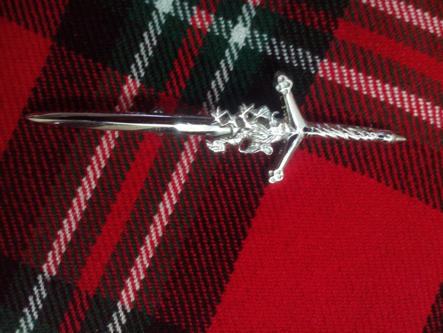 Brand New SCOTTISH LION Sword KILT PIN 4"/LION RAMPANT MOUNT SCOTTISH
