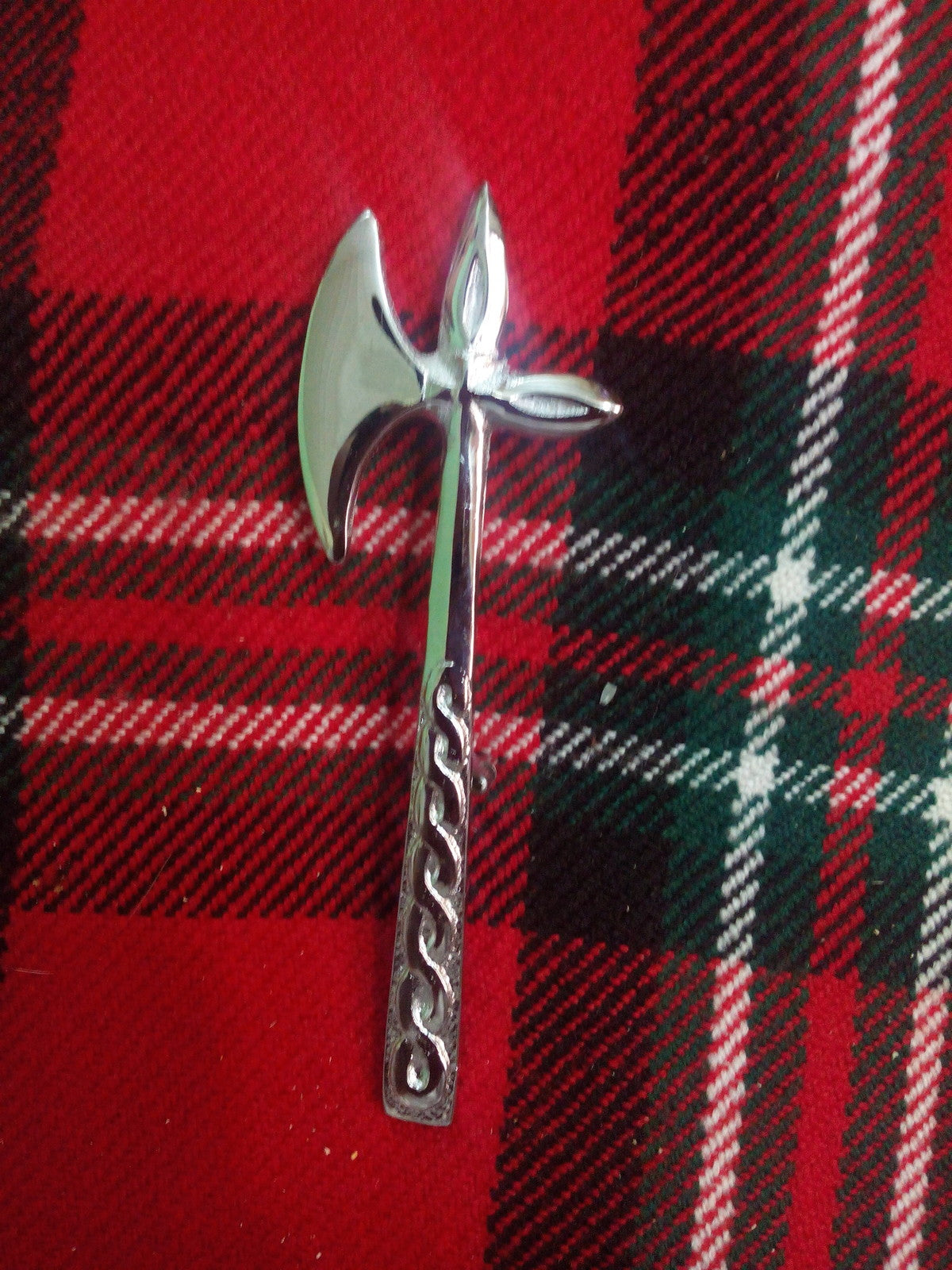 TC LAUDER BATTLE-AXE Kilt Pin CHROME FINISH 4"/Scottish Highland Axes