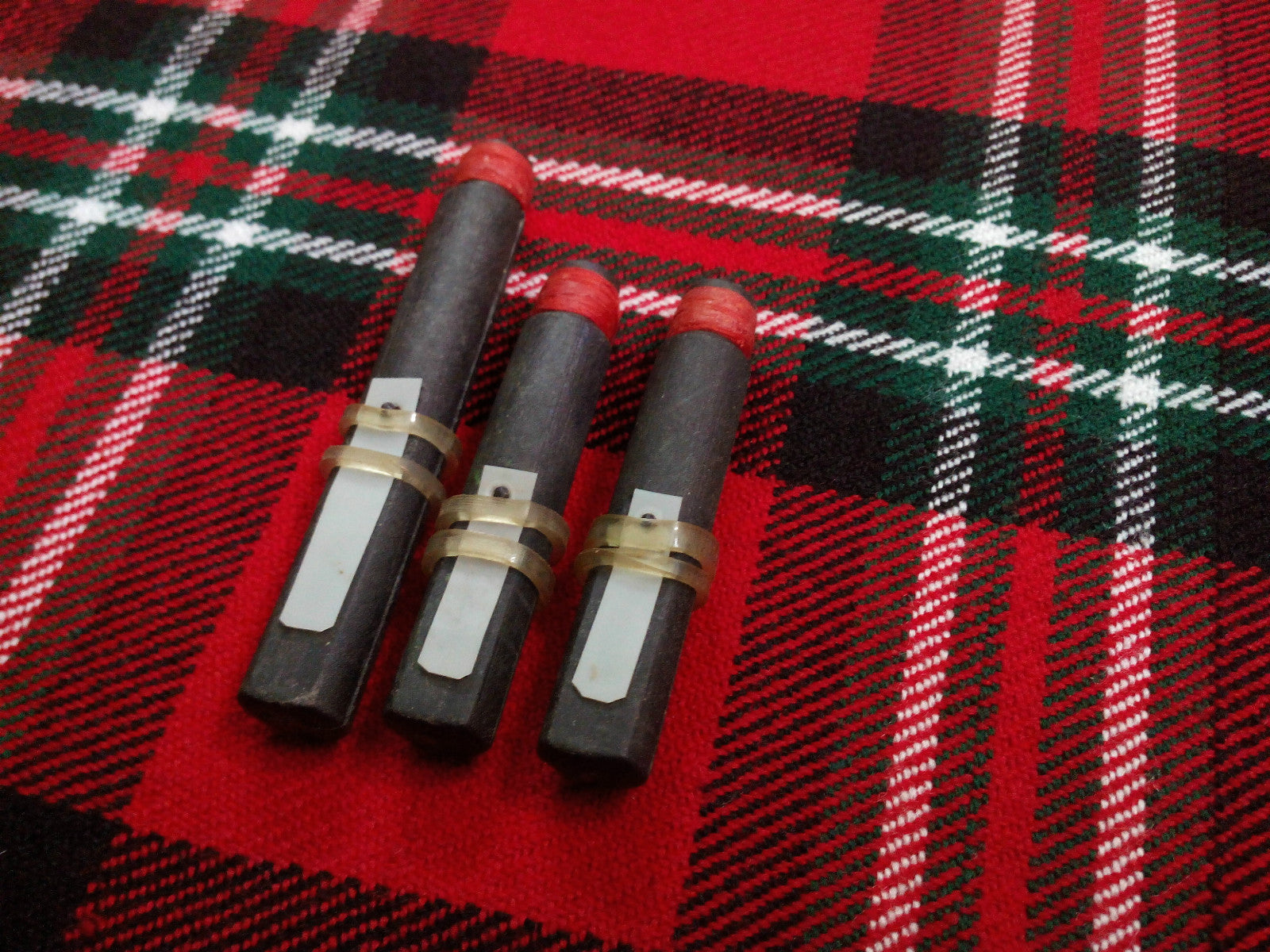 TC New Highland Bagpipes Cane Reeds,Hemp,Stock Drone Rubber Corks,Practice reeds