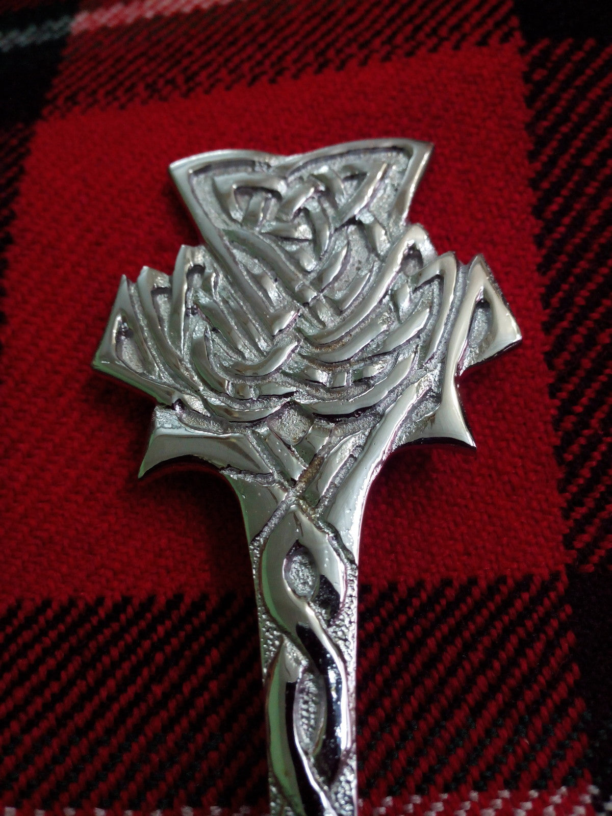 TC Modern Thistle Kilt Pin.Scottish thistle kilt Pins,Highland pins