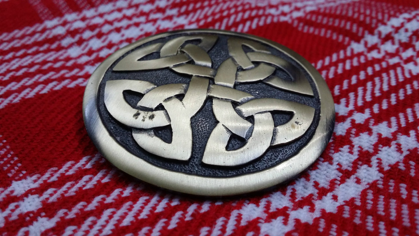TC New Kilt Fly Plaid Brooch Celtic Design/CELTIC kilt fly plaid brooch Antique