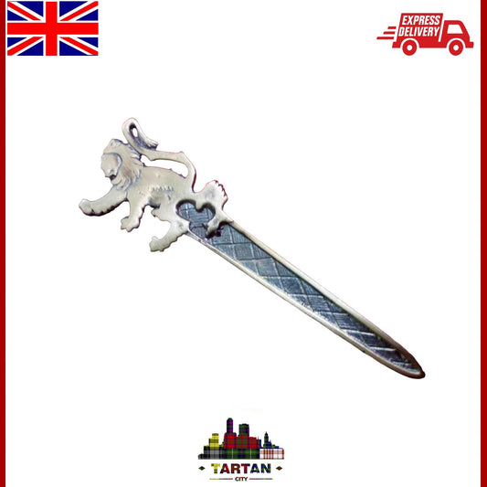 Tartancity - Scottish Kilt Pin - Lion Rampant Design in Antique Finish